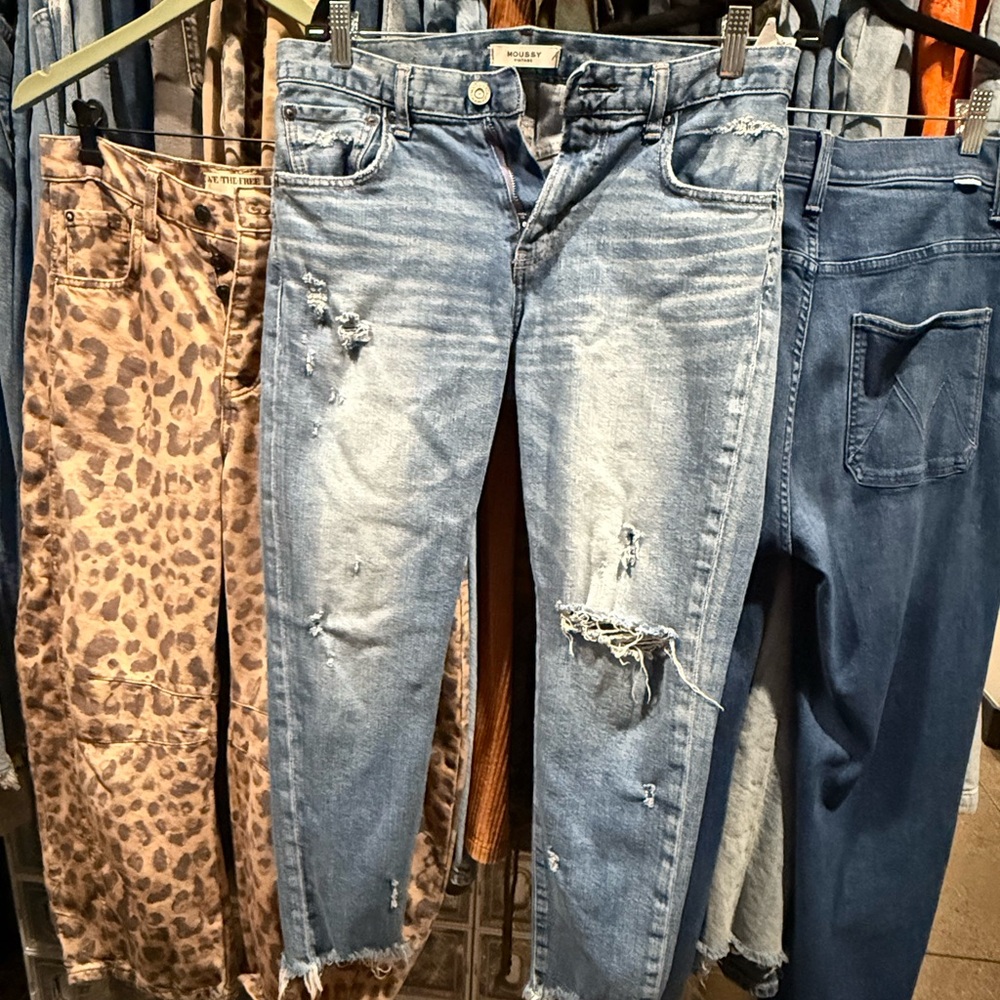 Moussy Blue Boyfriend Jeans Distressed Casual